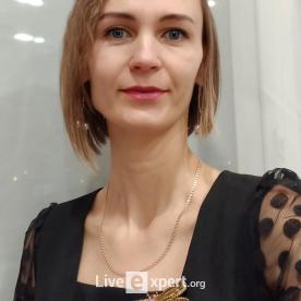 Ксения Углова  - аватарка